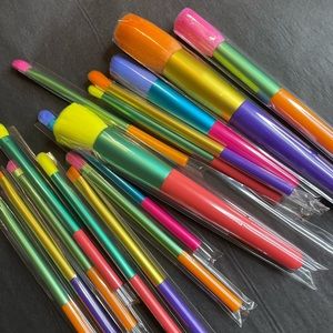 15pc Rainbow Makeup Brush Set